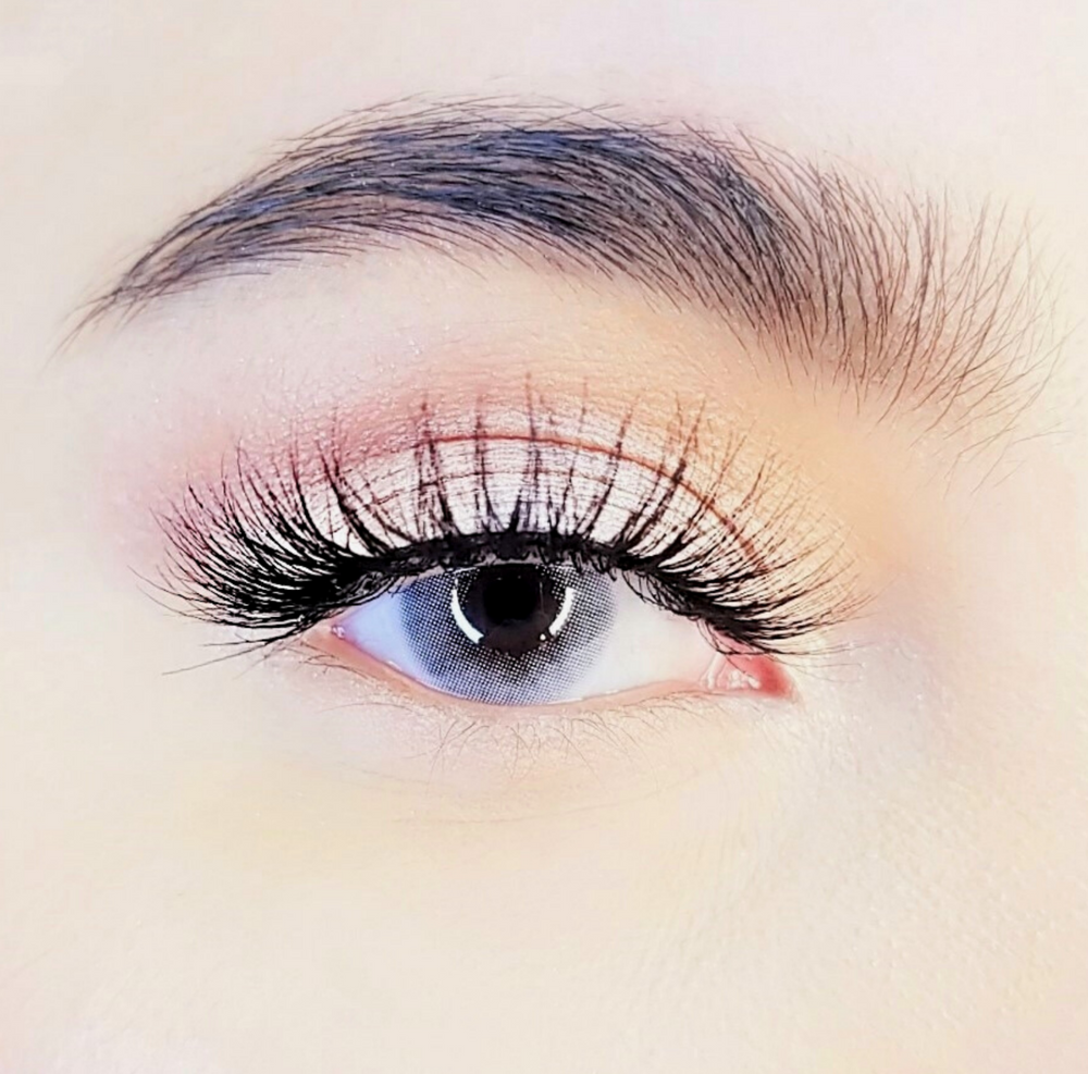 
                  
                    Ava Delight - Bold Eyelash
                  
                